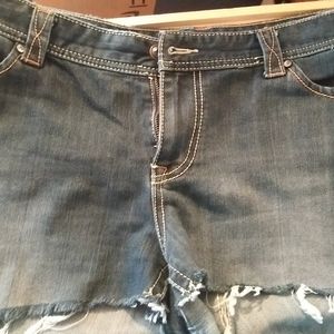 NWOT. Women's Jean shorts